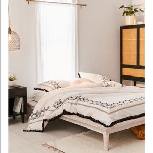 Urban outfitter Full/Queen Duvet Cover